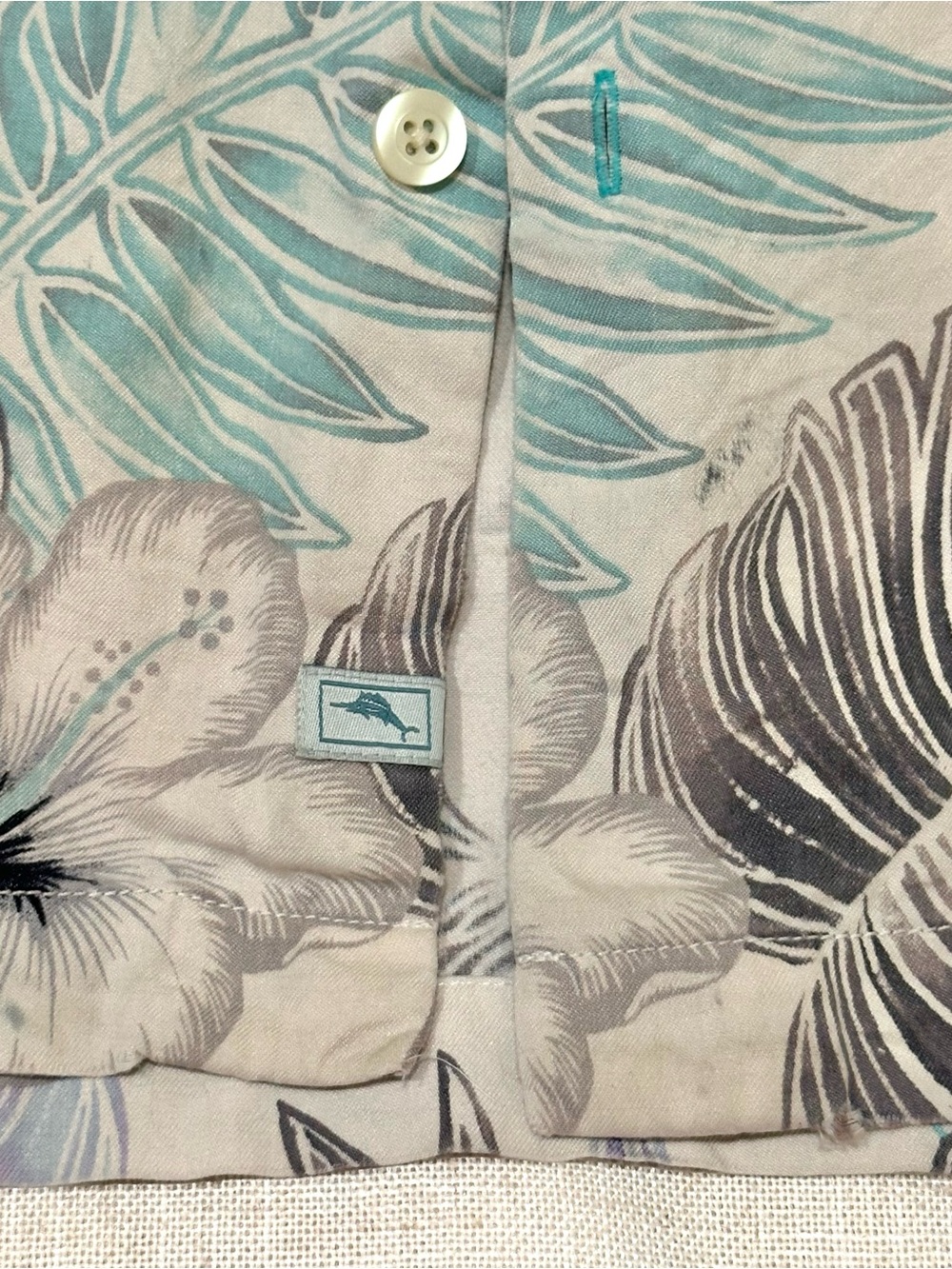 Tommy Bahama Shirt Tropical Silk Blend Hawaiian Button Front Men’s XLT Floral - Picture 7 of 8